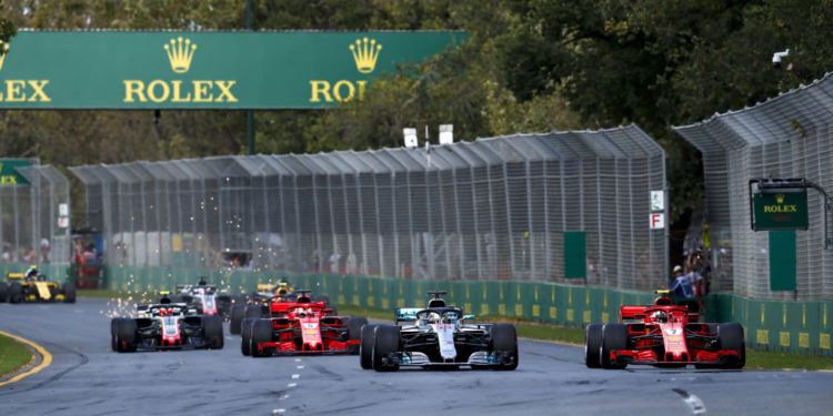 Vettel siegt beim Saisonauftakt