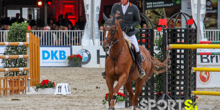 Münster: Springen hat mit Sieg von Toni Haßmann begonnen