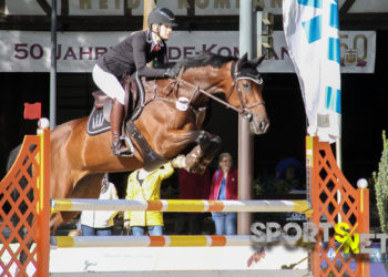 Paderborn: Haßmann gewinnt Eröffnungsspringen und Youtuberin siegt ebenfalls