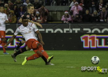 Köln gewinnt Rhein-Derby