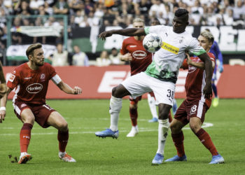 Gladbach siegt auch im zweiten Derby