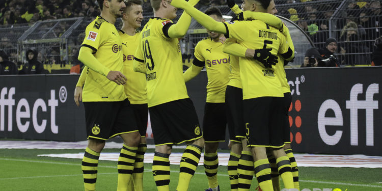 Pflichtsiege für Dortmund und Leverkusen