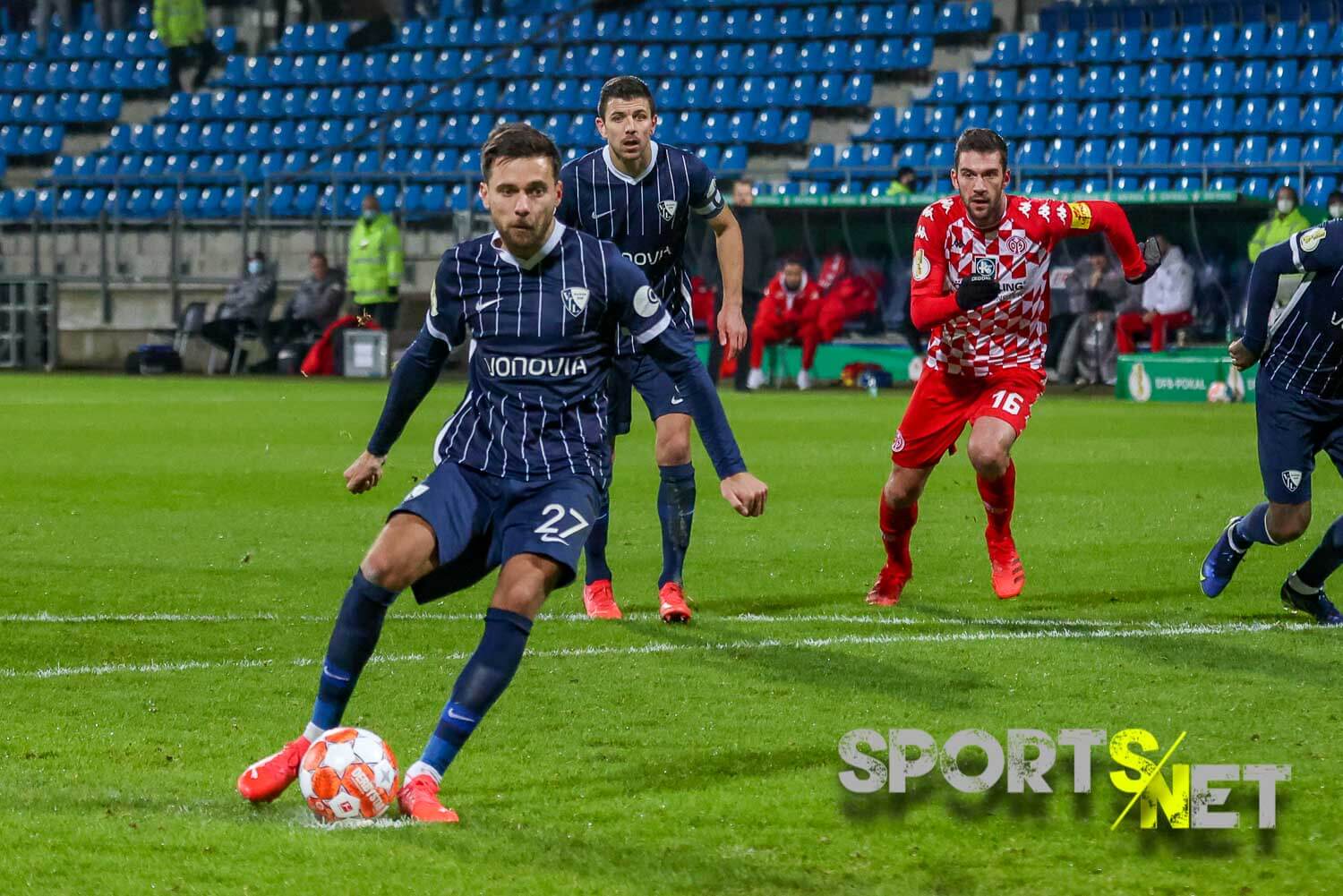 Milos Pantovic (VfL Bochum 1848) im DFB-Pokalspiel gegen 1. FSV Mainz 05