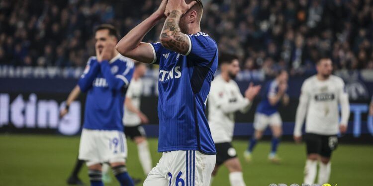 2. Liga: Herber Rückschlag für Schalke