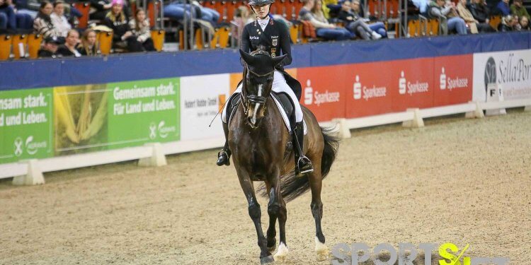 Helen Erbe siegt Carlos FRH im Grand Prix Special beim Agravis Cup 2024 in Münster