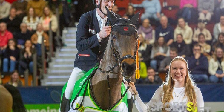 Hendrik Dowe gewinnt mit Askala NRW den Großen Preis von Münster beim Agavis Cup 2025