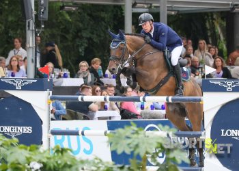 Mario Stevens mit Starissa FRH bei den Deutschen Meisterschaften im Springreiten auf dem Longines Balve Optimum 2025 (Foto: Jenny Musall)