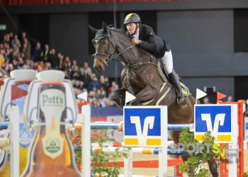 Hans-Thorben Rüder (GER) mit Courage 138 beim Agavis Cup Münster (Foto: Jenny Musall)