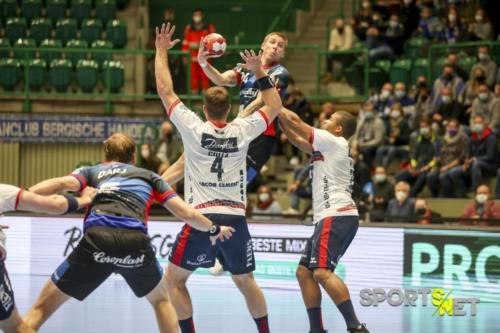 571 BHCFLE20211204 -28