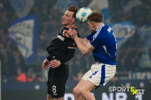 SES S04MUN20250228-78